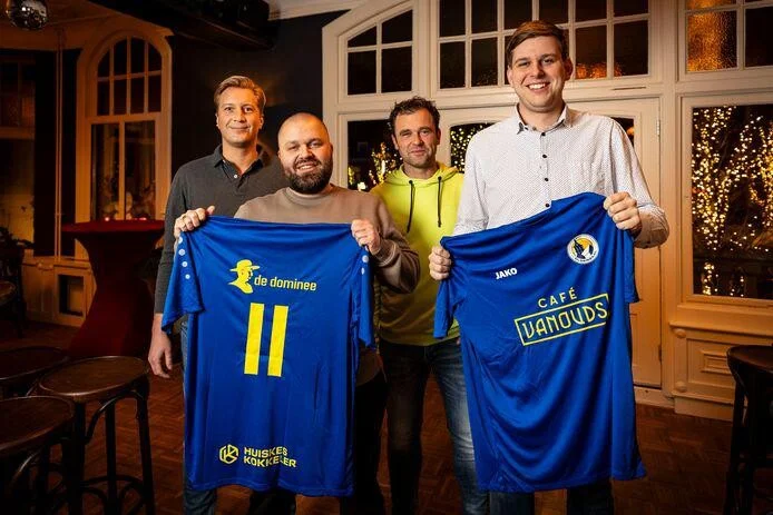 Sponsorshirts De Dominee en Café Vanouds